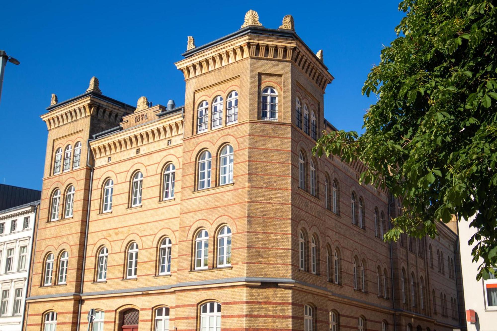 Altstadt-studios Neuer Markt * Stralsund